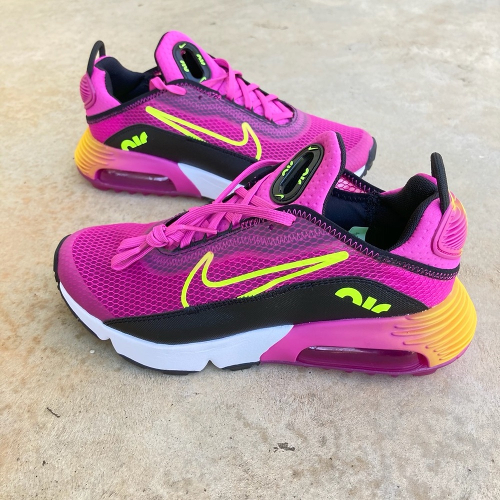 Nike Air Max 2090 GS “Active Fuchsia”